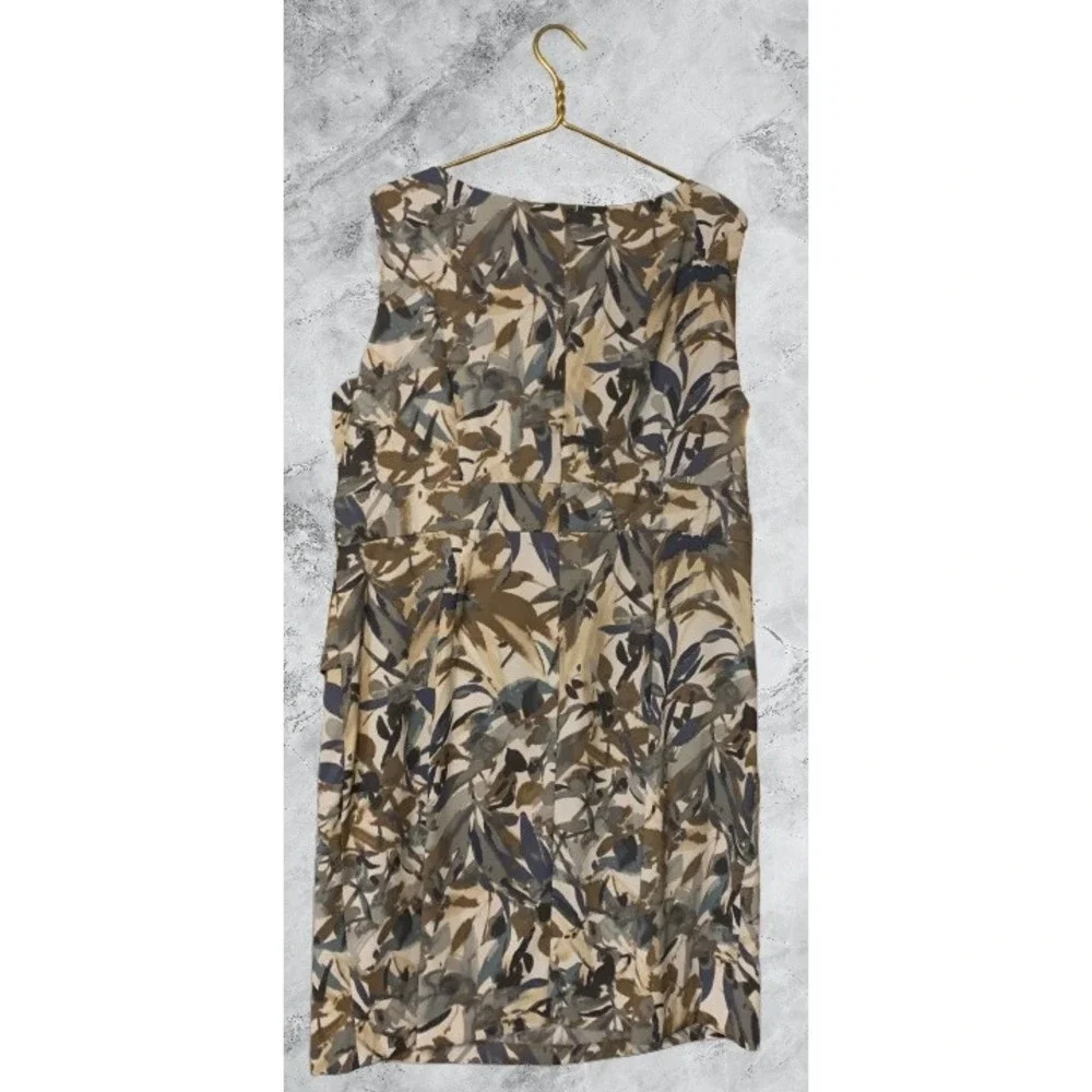 NWT- Dressbarn Women's Plus Size 22W Tiered Sheath Dress Abstract Leaf Print - Picture 3 of 7